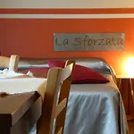 La Sforzata Фермерский дом *